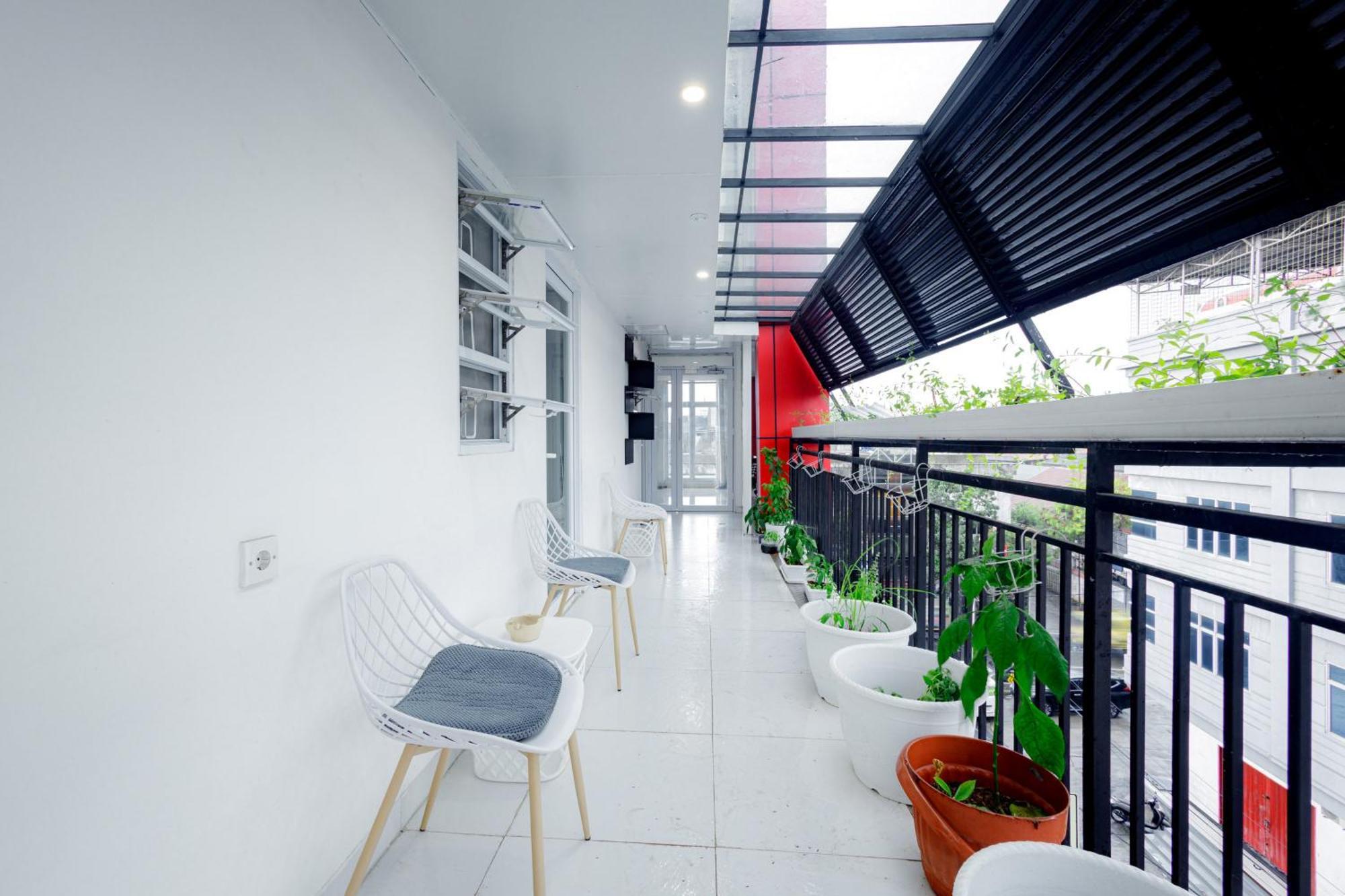 Urbanview Hotel Kota Tua จาการ์ตา ภายนอก รูปภาพ