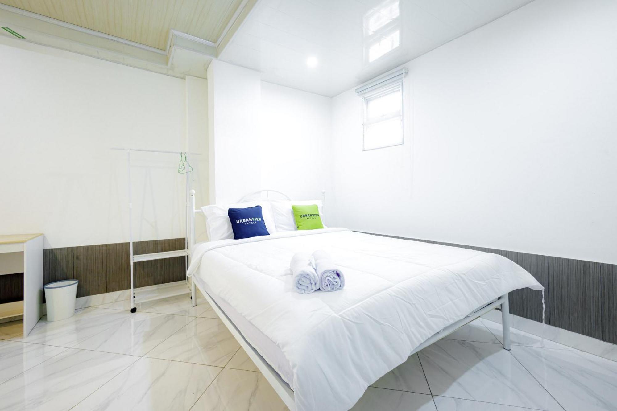 Urbanview Hotel Kota Tua จาการ์ตา ภายนอก รูปภาพ